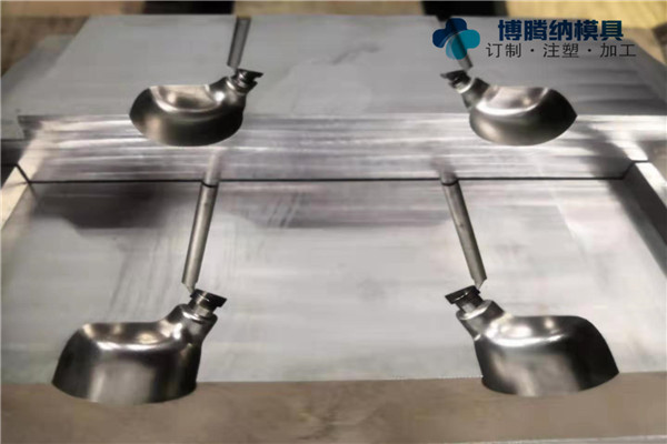 深圳藍(lán)牙耳機(jī)模具加工哪家行？博騰納，獲得全國(guó)300家企業(yè)的口碑認(rèn)可
